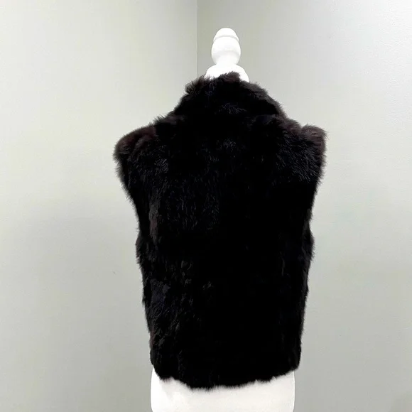 Real Fur Rabbit Vest - Picture 2 of 6